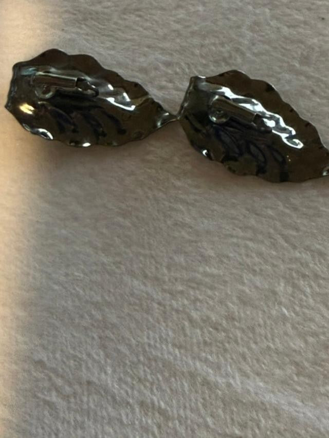 Vintage Gold Tone & Black meta lLeaf Clip On Earrings Modernist