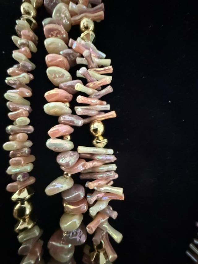 Vintage 27" Pink AB Shell Chip 3 Strand Statement Necklace Gold Tone Boho