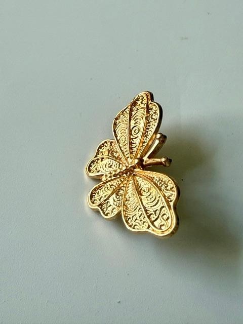 Vintage Gold Tone Textured Butterfly Brooch Pin 1.5 Inch Figural