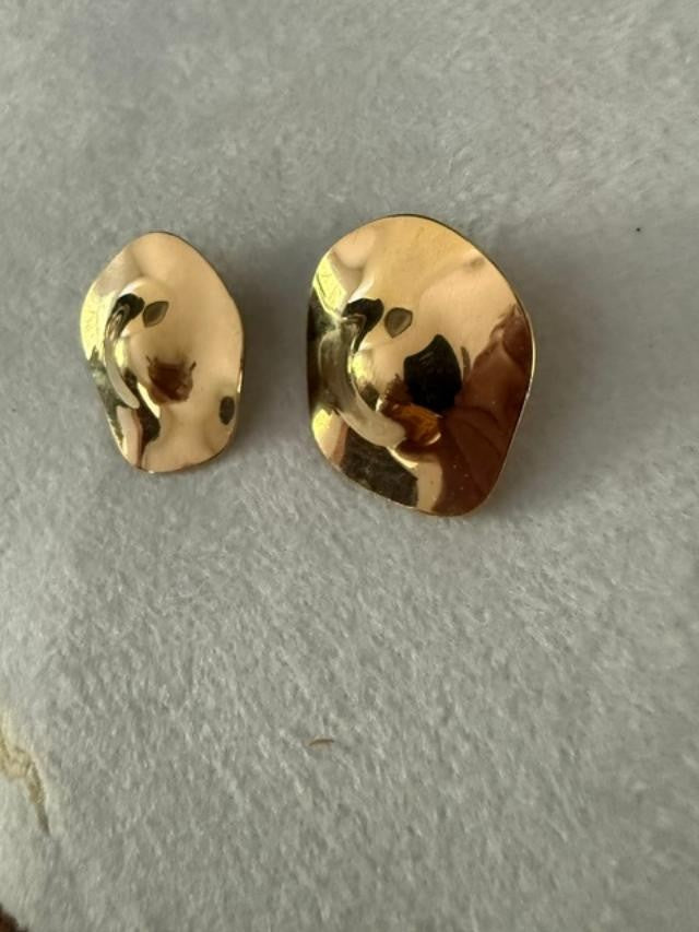 Vintage Gold Tone Sculptural Clip On Earrings Modernist Dome Square Statement
