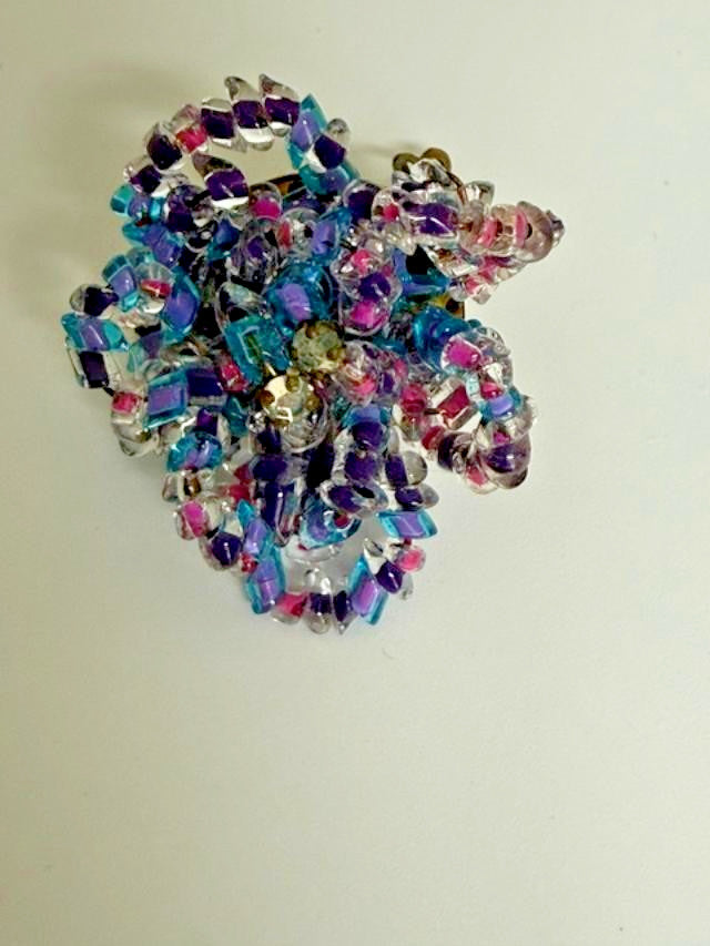 vintage handmade beaded flower clip-on earrings.