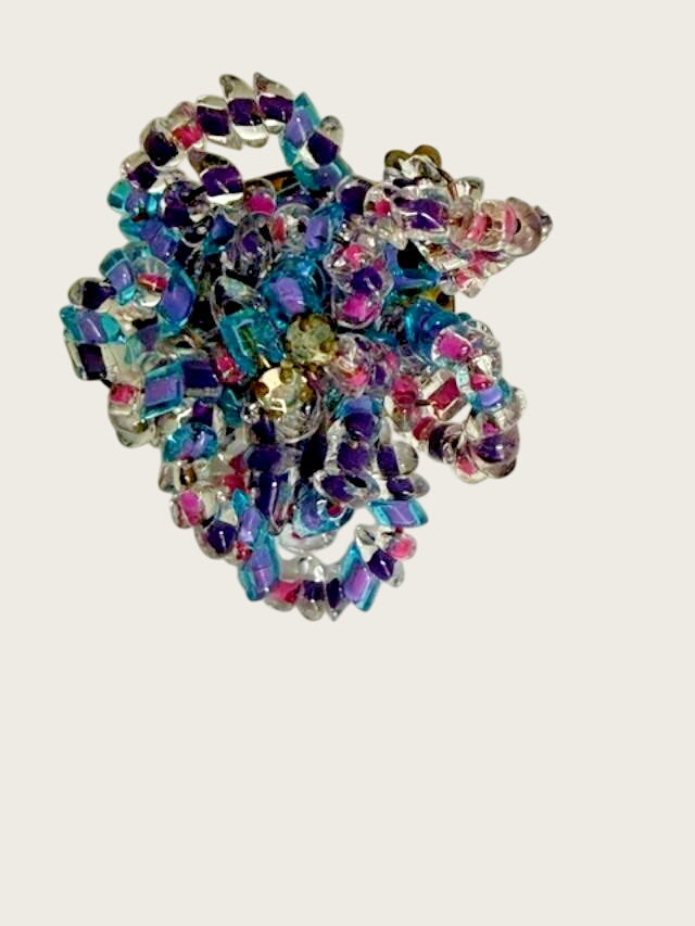 vintage handmade beaded flower clip-on earrings.