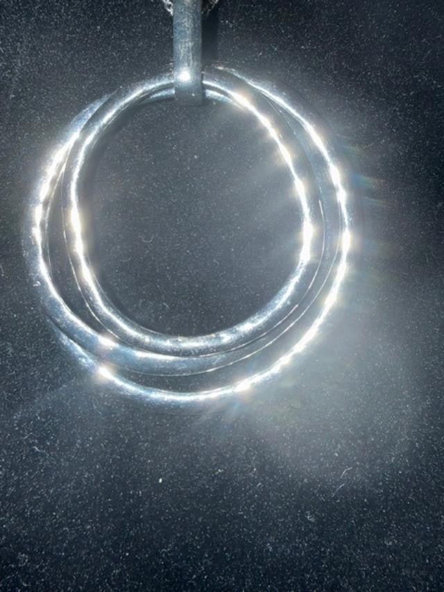 Silver Tone Concentric Open Circle Pendant Necklace Costume Jewelry