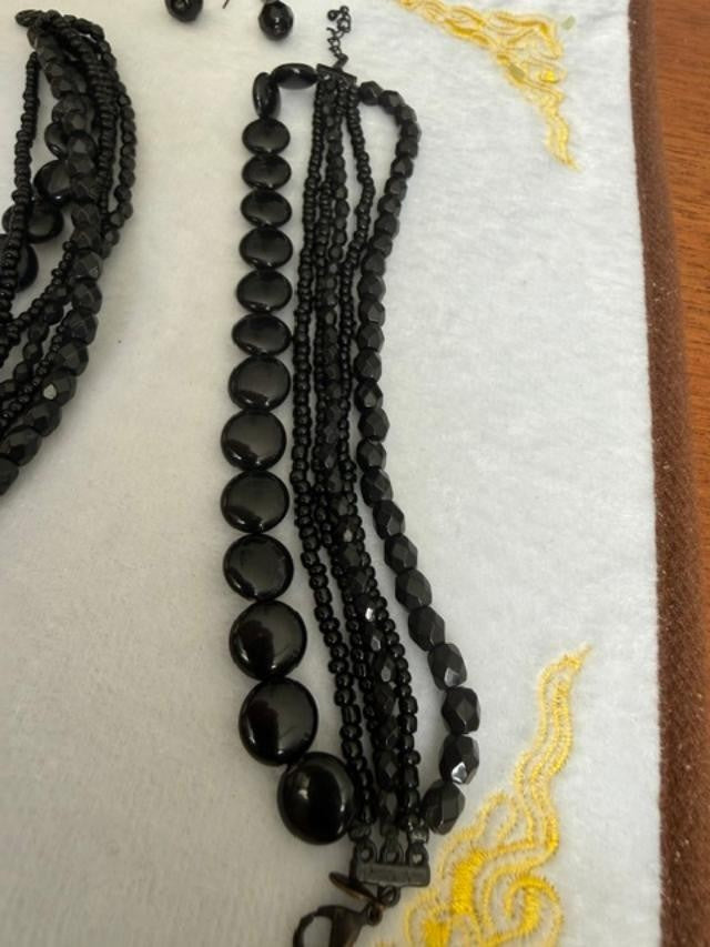 Black multi-strand beaded necklace bracelet earrings set 15" 7"