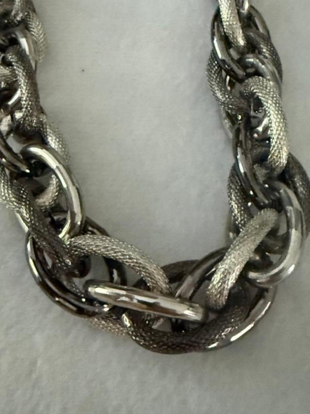 Vintage Silver Tone Chunky Mesh Link Necklace, Alternating Textured Oval Links