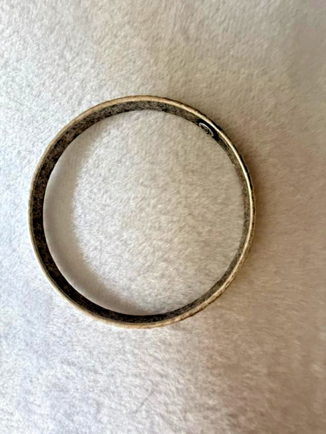 Signed Hammered Silver Tone Textured Bangle Bracelet Narrow Slip On Vintage