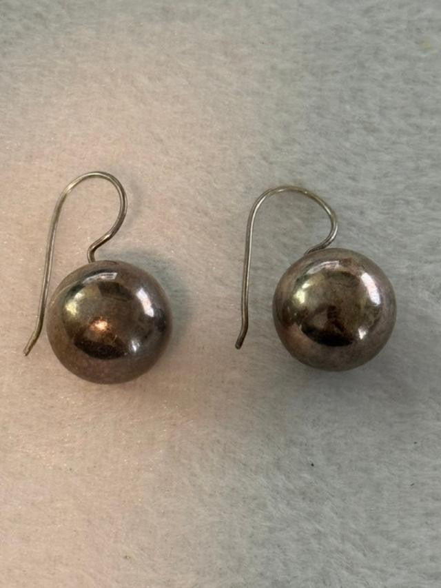 Vintage 16mm Hollow Silver tone Ball Drop Hook Earrings