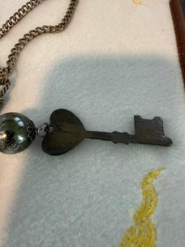 Vintage VCLM Lee Mode Key Heart Charm Necklace 27" Teal Bead Boho