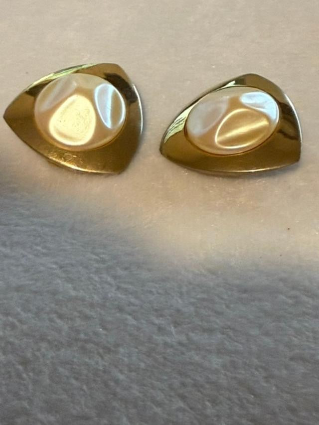 Vintage Gold Tone Faux Pearl Triangle Clip On Earrings
