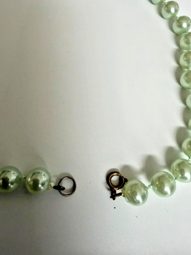 23-inch pale mint green faux pearl necklace f