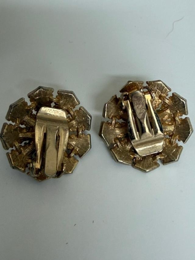 Gold Tone Textured Round Sunburst Clip On Earrings 1"