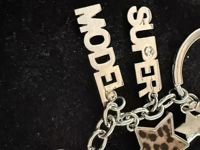 Victoria’s Secret Heart Supermodel Glam Girls Leopard Keyring Keychain