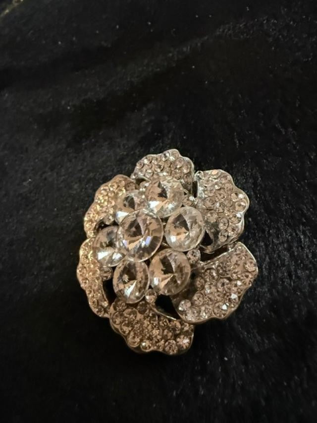 Vintage Silver Tone Flower Dress Clip Fur Clip Floral Costume Jewelry