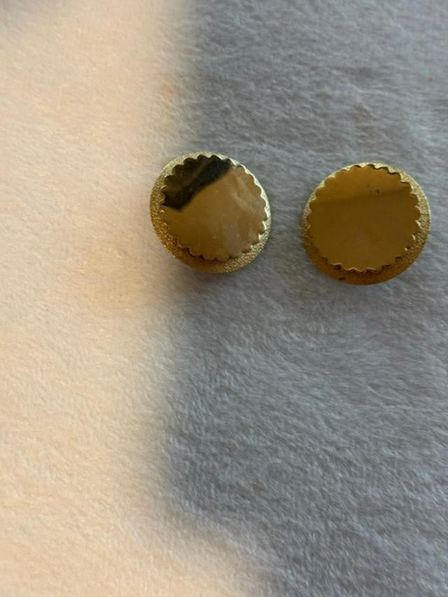 Vintage Gold Tone Button Clip On Earrings Scalloped Edge Classic Round