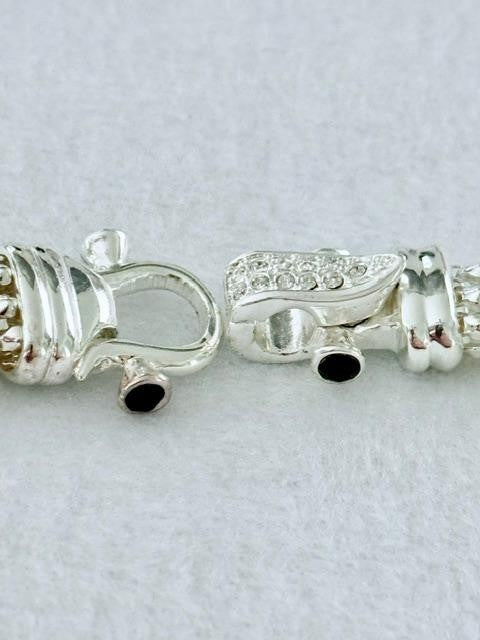 Avalaya Silver Tone Mesh Magnetic Rhinestone Clasp Necklace 18.5"