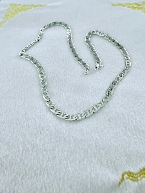 GS Signed Silver Tone Flat Geometric Link Chain Necklace 23 Inch
