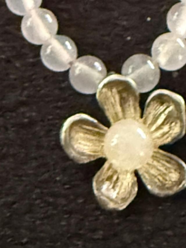 Opalite Glass Bead 15" Choker Necklace Silver Tone Flower Pendant Toggle