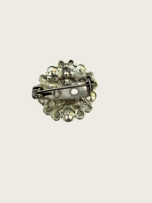 New Never Worn Faux Pearl Rhinestone Cluster Brooch Silver Tone Pin 1 Inch
