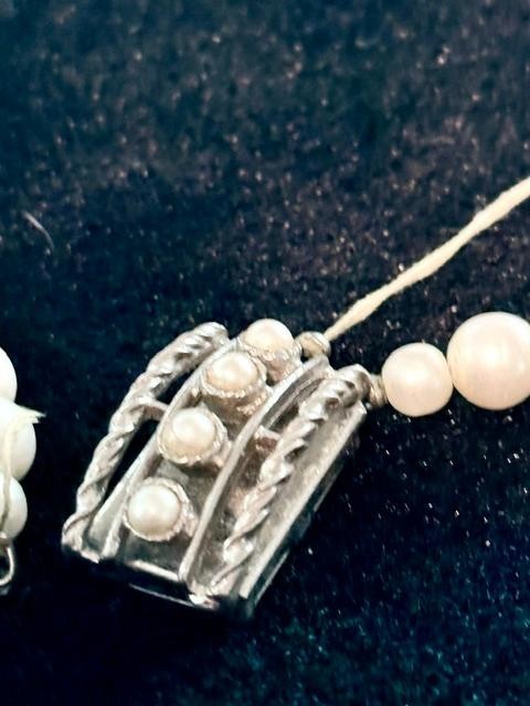 Vintage Sarah Coventry Double Strand Faux Pearl Necklace 22 Inch 8mm Signed