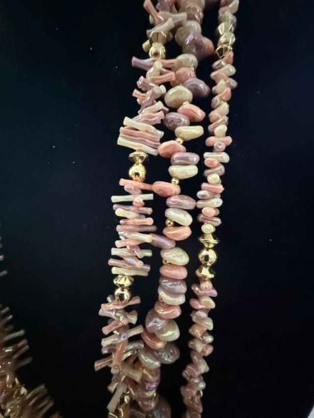 Vintage 27" Pink AB Shell Chip 3 Strand Statement Necklace Gold Tone Boho