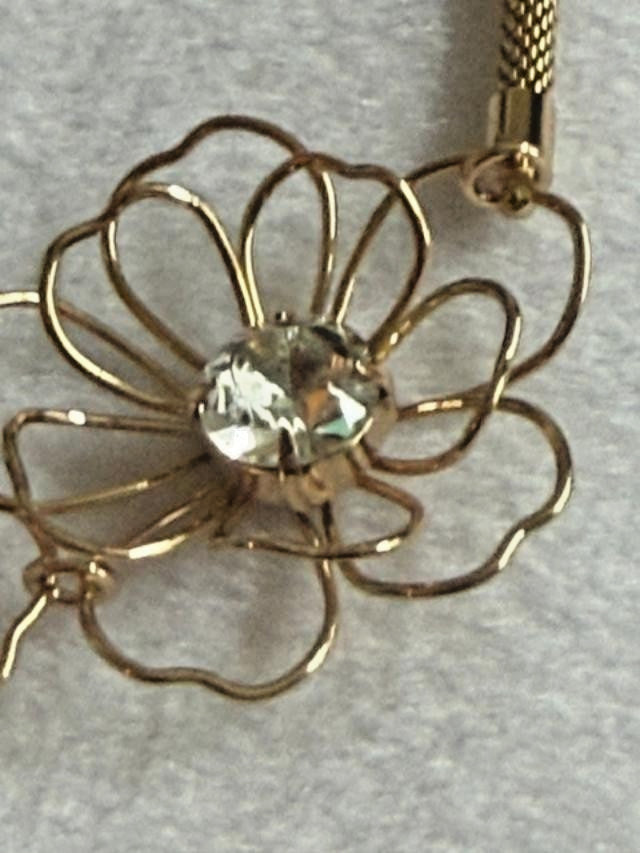 Avon SHB Gold Tone Rhinestone Wire Flower Mesh Necklace 22"
