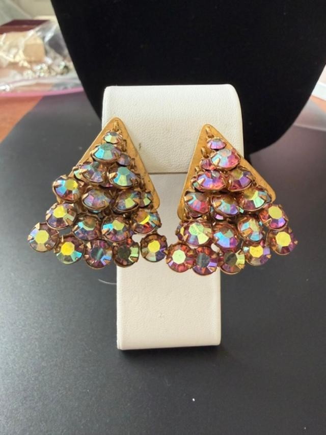 Vintage Aurora Borealis Triangular cascading Rhinestone crystal clip-on earring