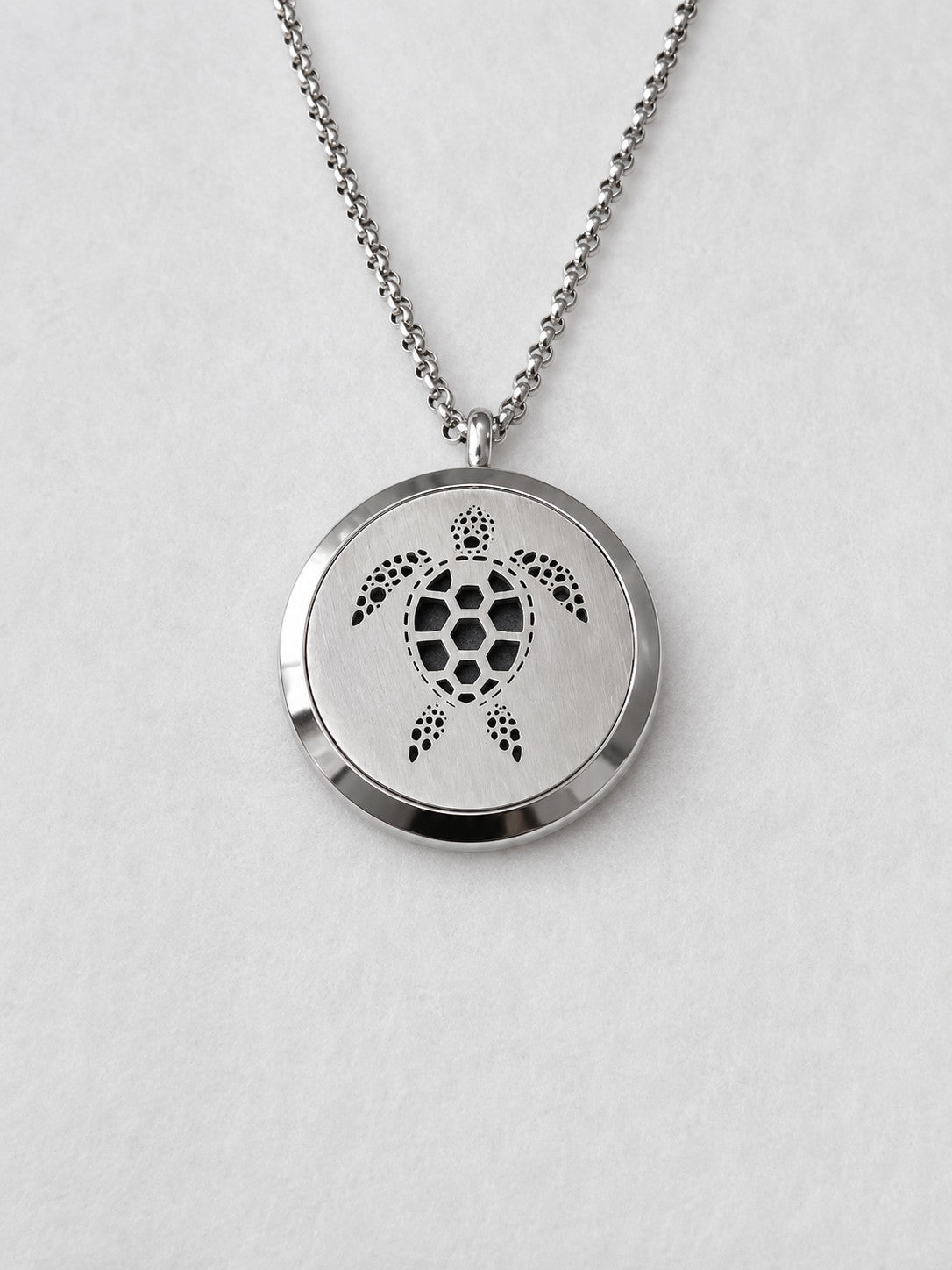 Sea Turtle Essential Oil Diffuser Locket Necklace Silver Tone 21" Chain