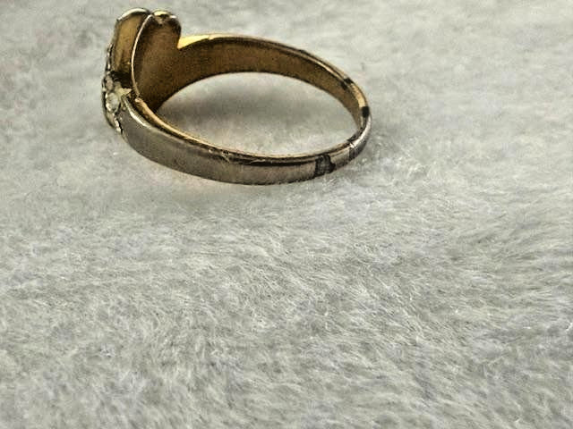 Gold Tone Clear Rhinestone Crisscross Knot Cocktail Ring Size 8.5