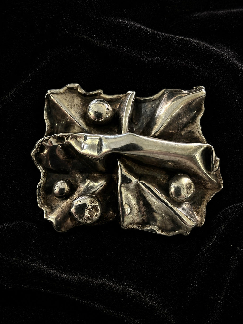 silver tone pin