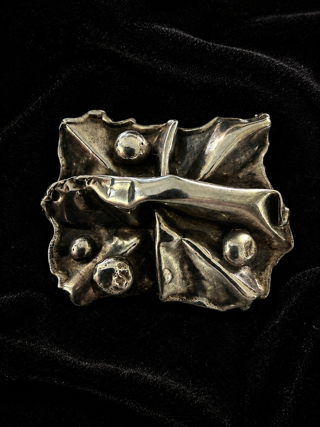 silver tone pin