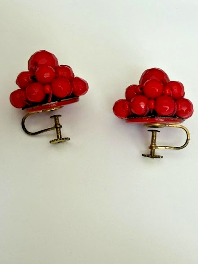 Red Ball Cluster Design Style Women's Earrings Jewelry 0.75" Screw On