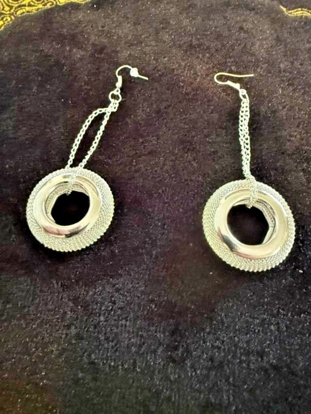 Silver Tone Mesh Donut Disc Dangle Drop Earrings Geometric Statement