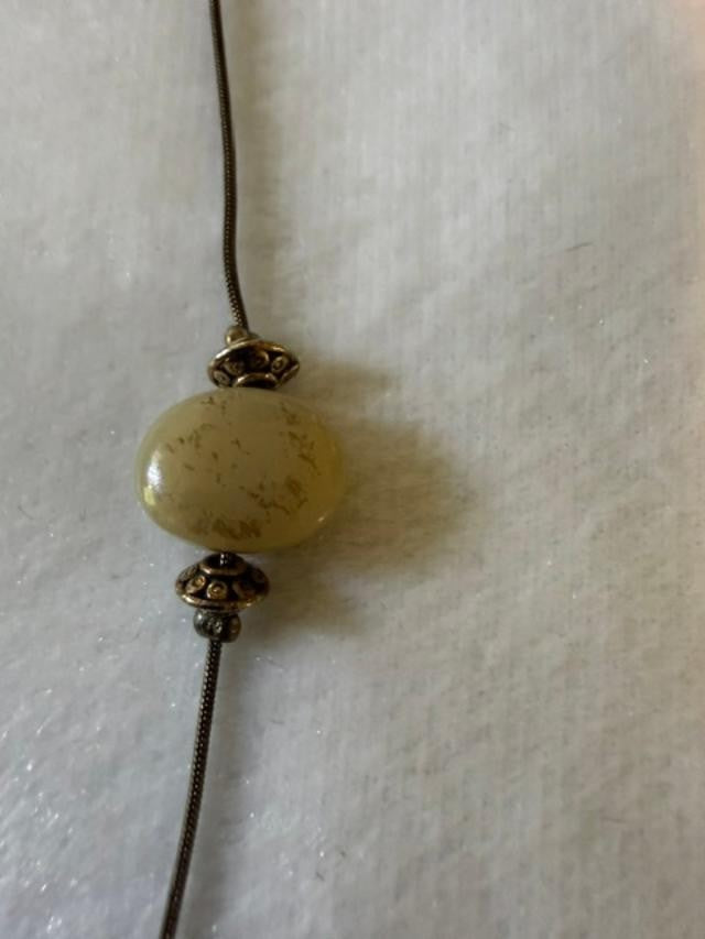 unmarked artisan-style multicolor glass bead necklace