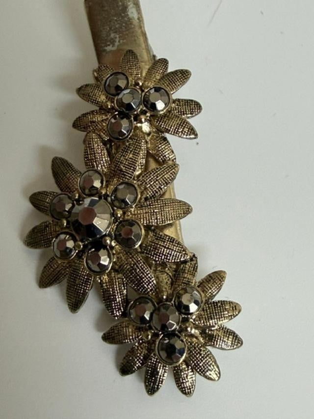 Pair Gold Tone Rhinestone Floral Hair Clips Barrettes 2"