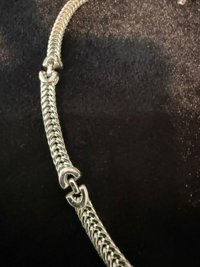 Silver Tone Braided Chevron Link Collar Necklace 16–19 Inch Adjustable