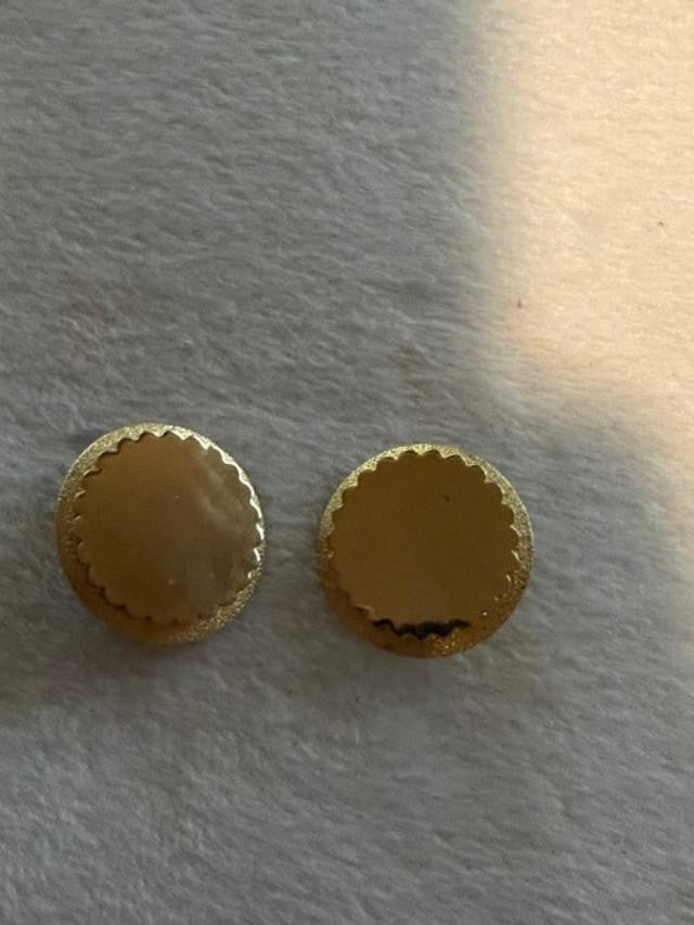Vintage Gold Tone Button Clip On Earrings Scalloped Edge Classic Round