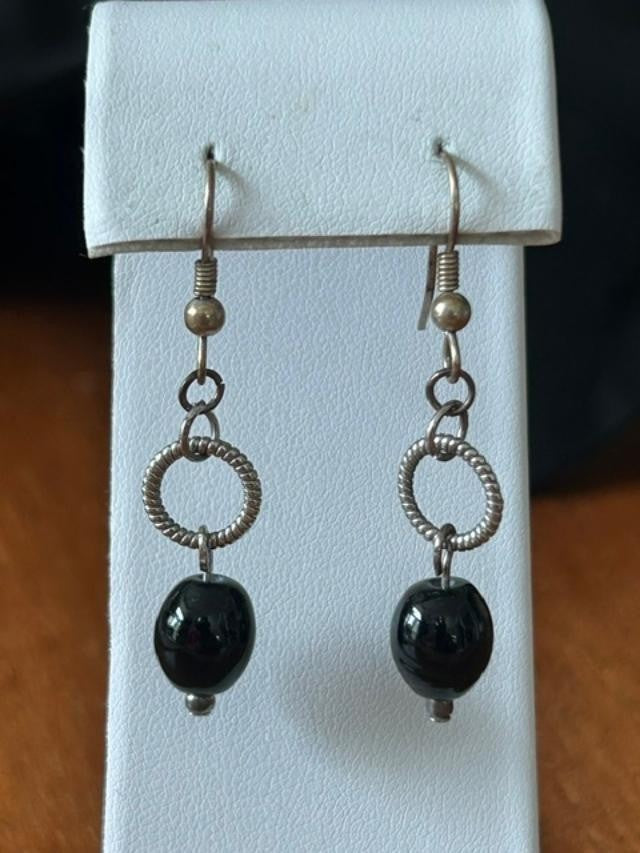 Black Oval Bead Silver-Tone Ring Dangle Earrings Fishhook