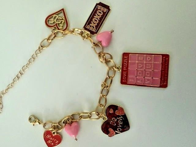 Love Puzzle XOXO Enamel Heart Charm Bracelet Gold Tone