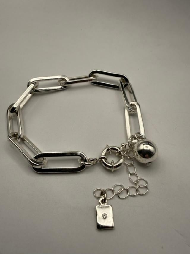 Silver Tone Chunky Paperclip Link Charm Bracelet Ball Rhinestone Tag Dangle Mode