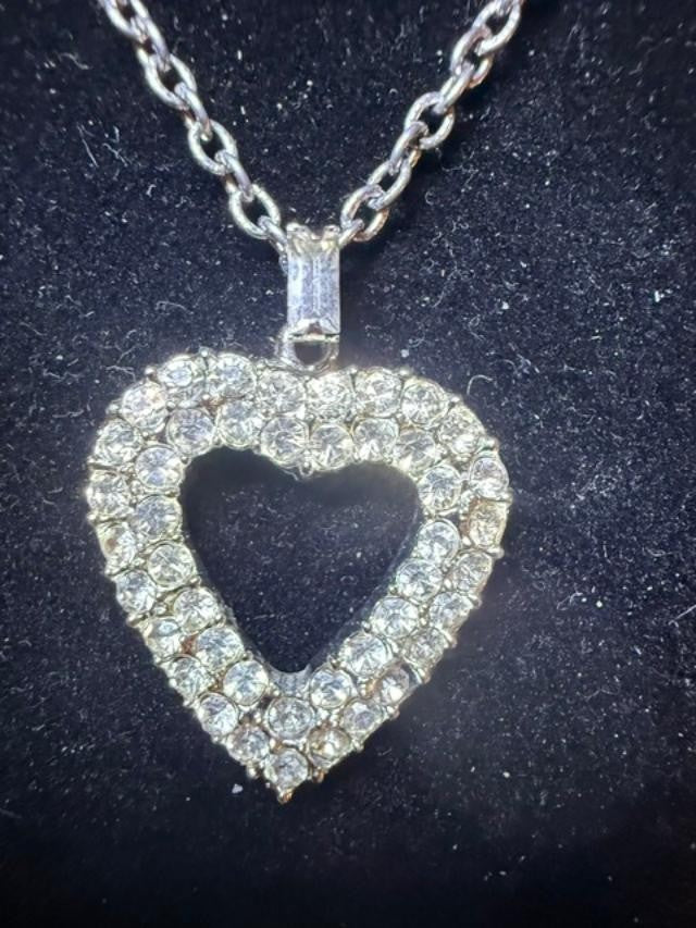 Romantic Clear Rhinestone Floating Open Heart Pendant Silver Tone Chain Necklace
