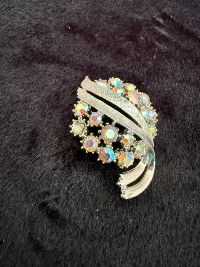 Vintage ART Aurora Borealis Rhinestone Brooch, 1950s