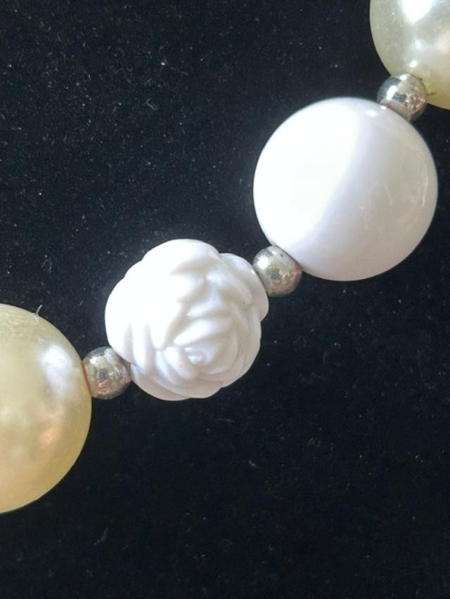 Ivory Rose Faux Pearl Clear Faceted Bead Statement Necklace 19"