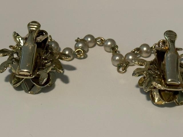 sweater clips vintage