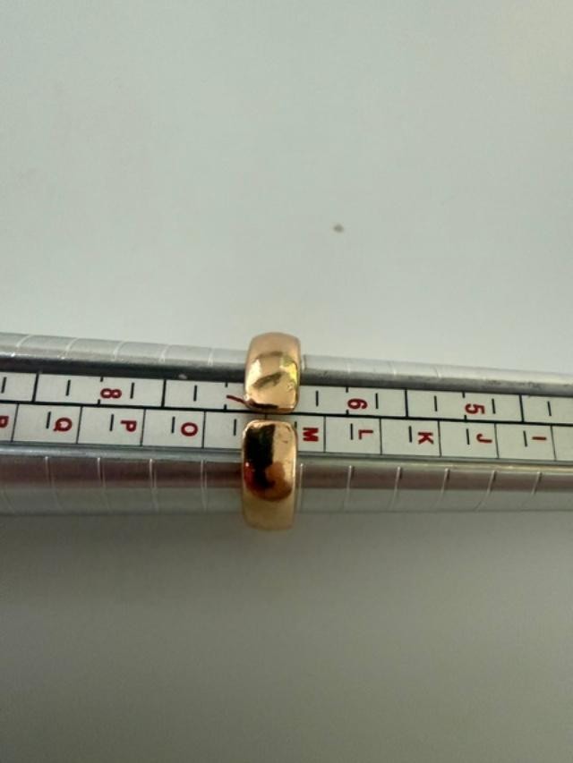 Gold Tone Smooth 3mm Adjustable Band Ring Size 7 Minimalist