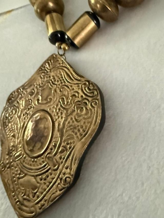 Artisan Boho Statement Necklace Large Baroque Cameo Style Pendant Brass Tone 24