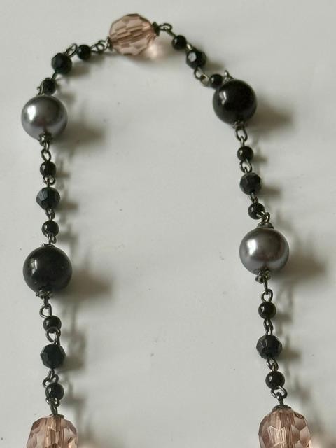 36” Black Gray Blush Pink Beaded Station Necklace No Clasp Opera Length  Conditi