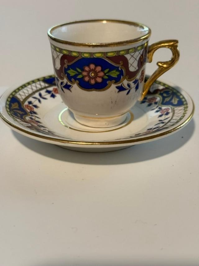 Vintage Alemdar Porselen Turkey Demitasse Cup & Saucer Floral Gold Gilt