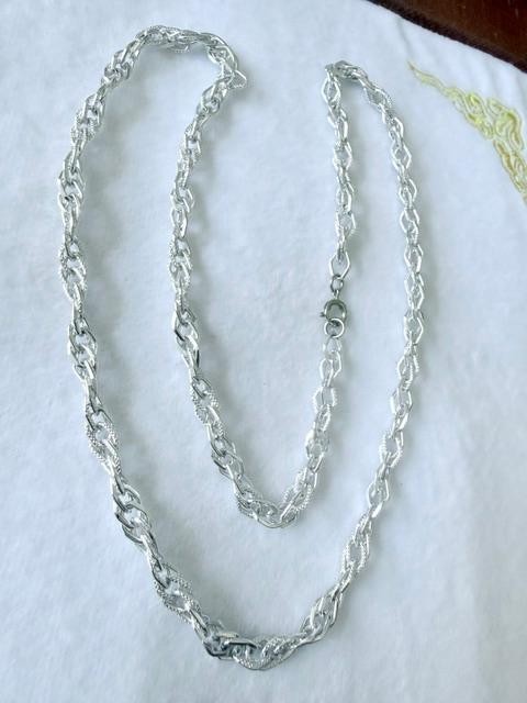 Silver Tone Textured Twisted Oval Link Long Chain Necklace 29” Lightweight