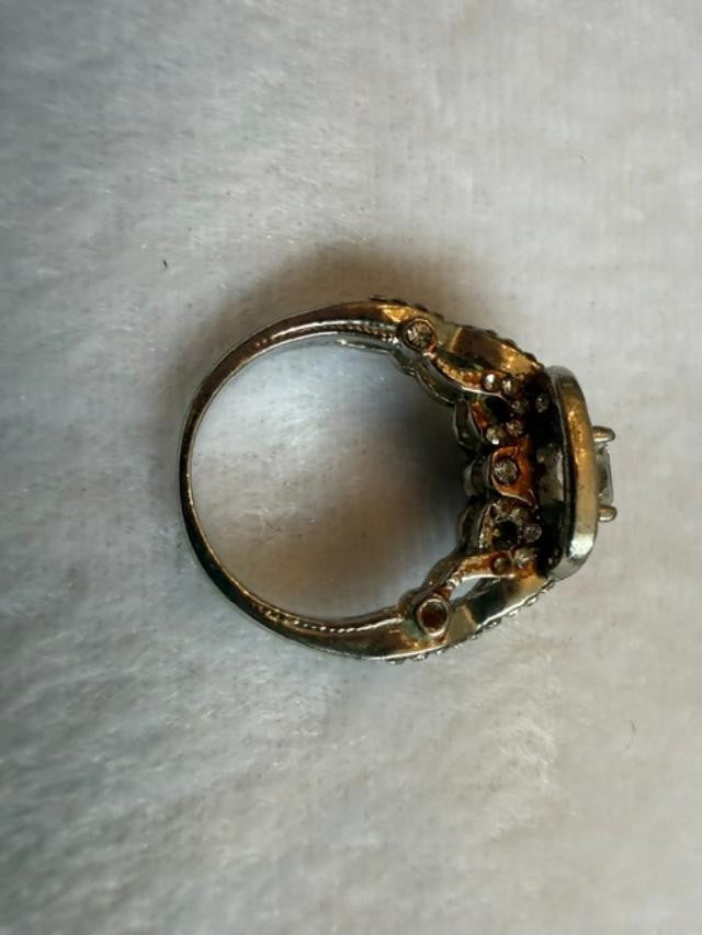 Silver Tone Clear Rhinestone Cushion Halo Split Shank Ring Size 8