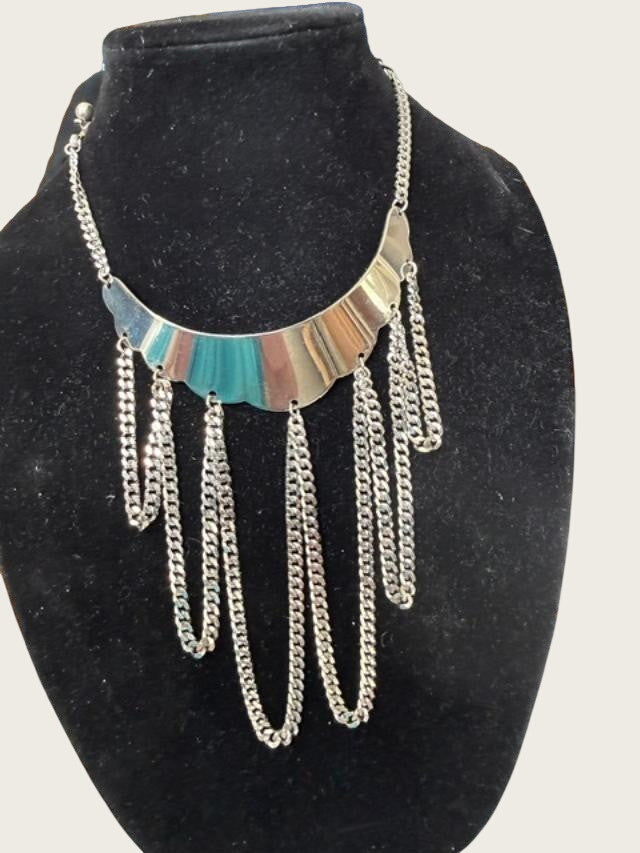 Vintage silver TONE Bib Chain Necklace